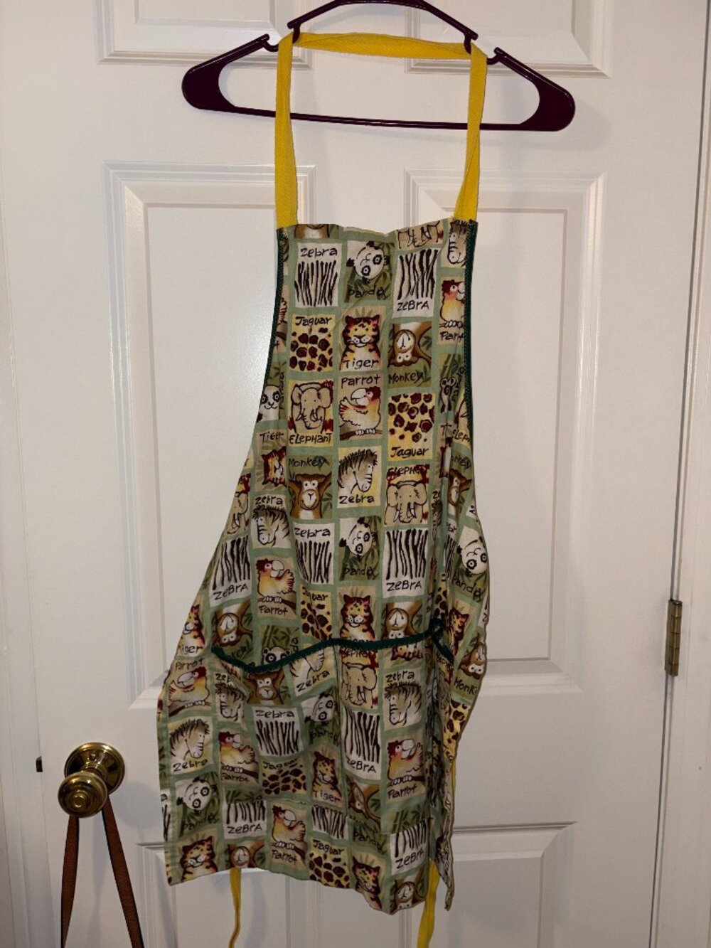 Animal Design Set of 2 Aprons - 1 Adult & 1 Childrens Size